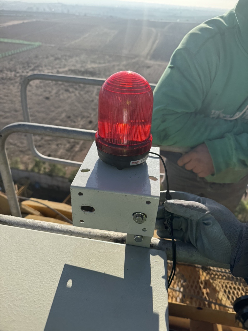 Un reconocido grupo de construcción marroquí instaló con éxito el sistema de prevención de colisiones de WTAU, reforzando las medidas de seguridad en las operaciones industriales.