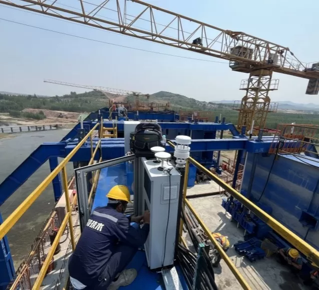 El sistema de información de la máquina de construcción de puentes de Weite ayuda a la construcción del ferrocarril de alta velocidad de Weisu